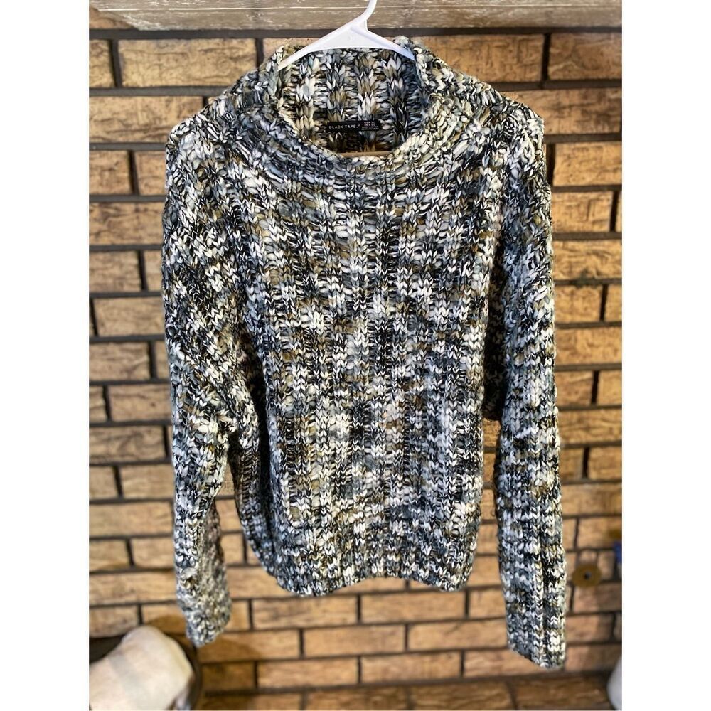 Black Tape Knit Thick Sweater